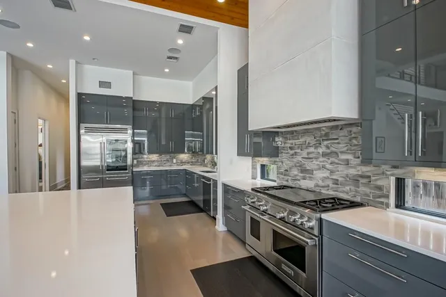 $2,875,000 | 262 Garden Road, River Ridge, LA 70123