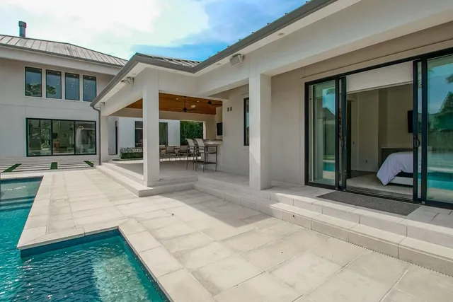 $2,875,000 | 262 Garden Road, River Ridge, LA 70123