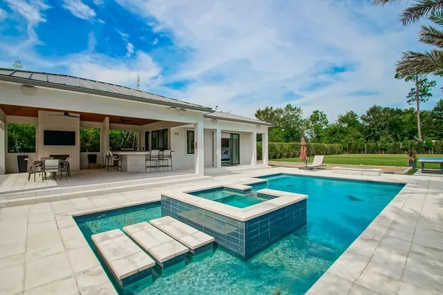 $2,875,000 | 262 Garden Road, River Ridge, LA 70123