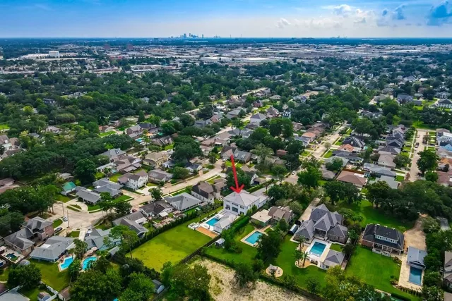 $2,875,000 | 262 Garden Road, River Ridge, LA 70123