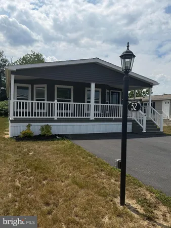 $255,000 | 52 Evergreen Alley, Palmyra, PA 17078