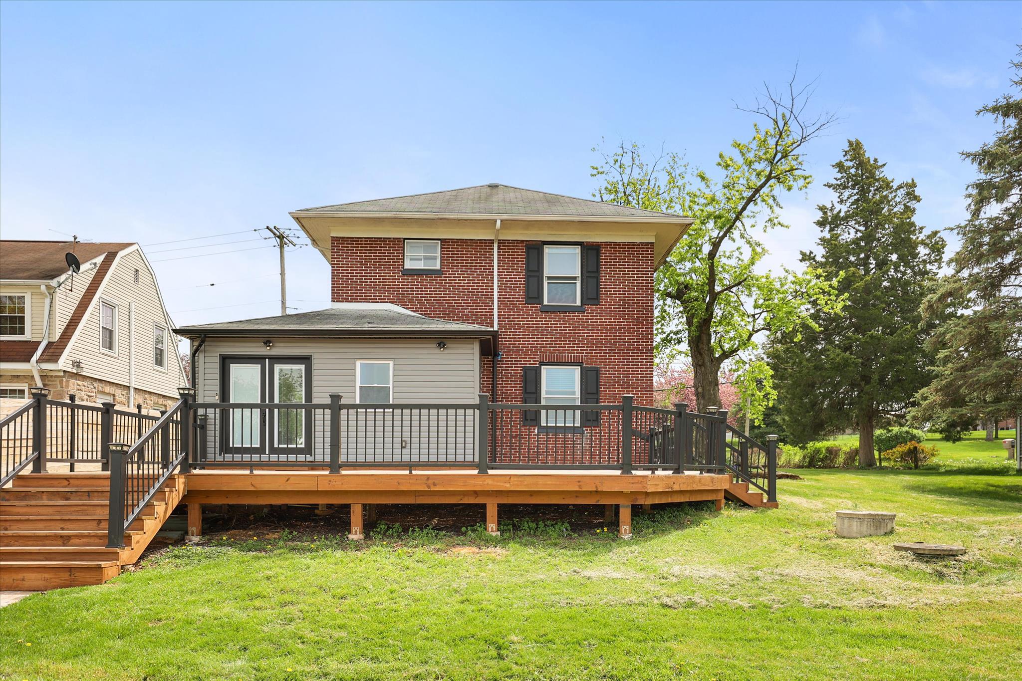 310 Hanover Road York, PA 17408 - Photo 45 of 56 Deck