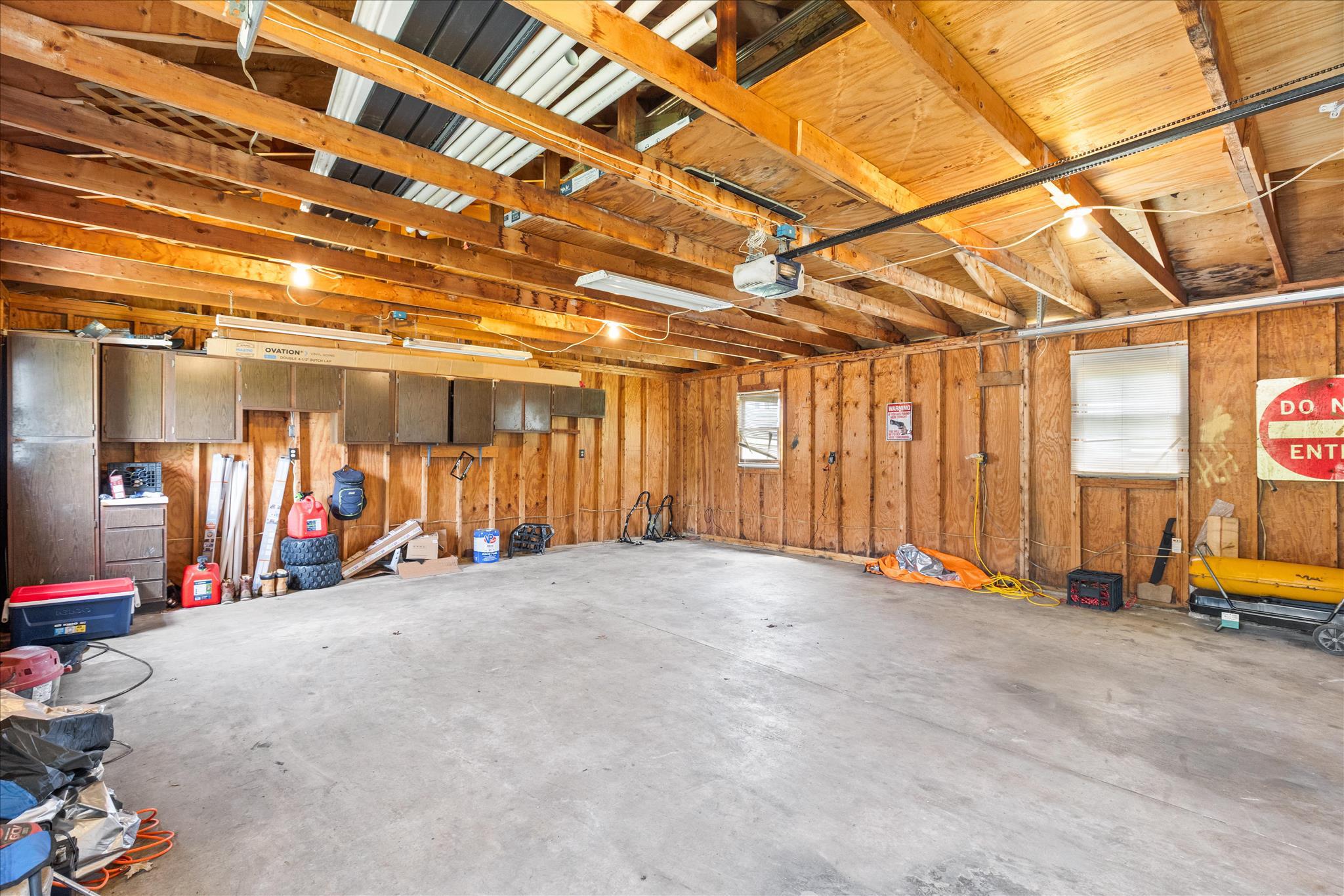 310 Hanover Road York, PA 17408 - Photo 49 of 56 Garage