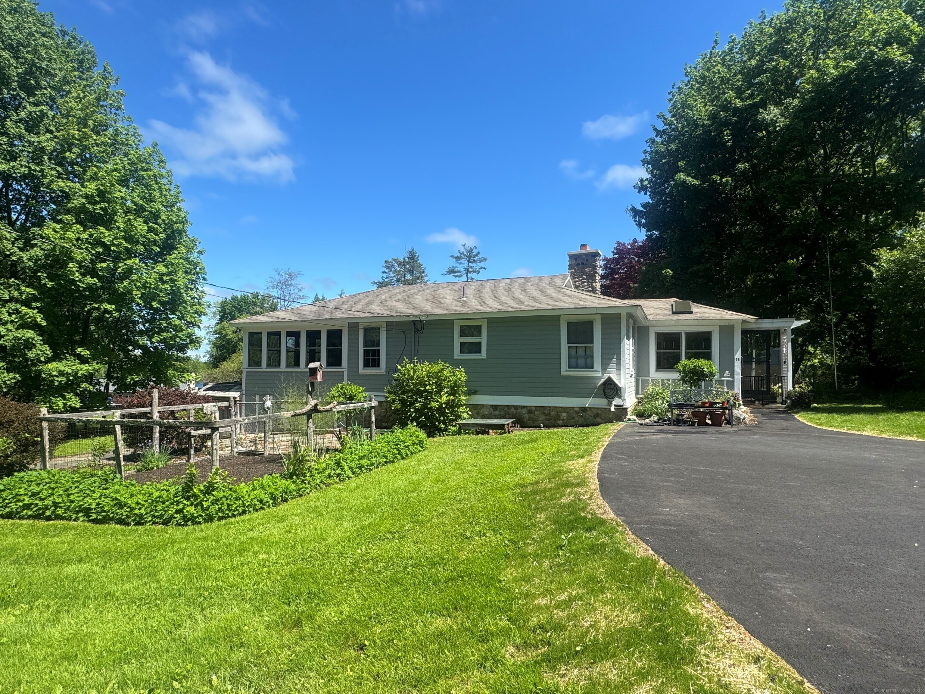26 Hill Top Road Morris, CT 06763 - Photo 1 of 1