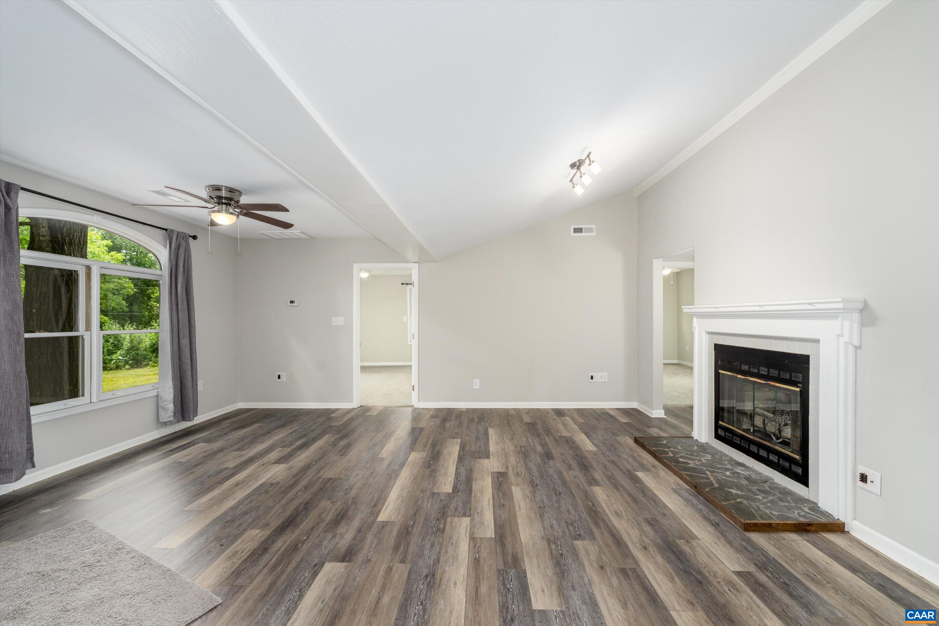 162 Larkspur Road Ruckersville, VA 22968 - Photo 8 of 43 Great Room
