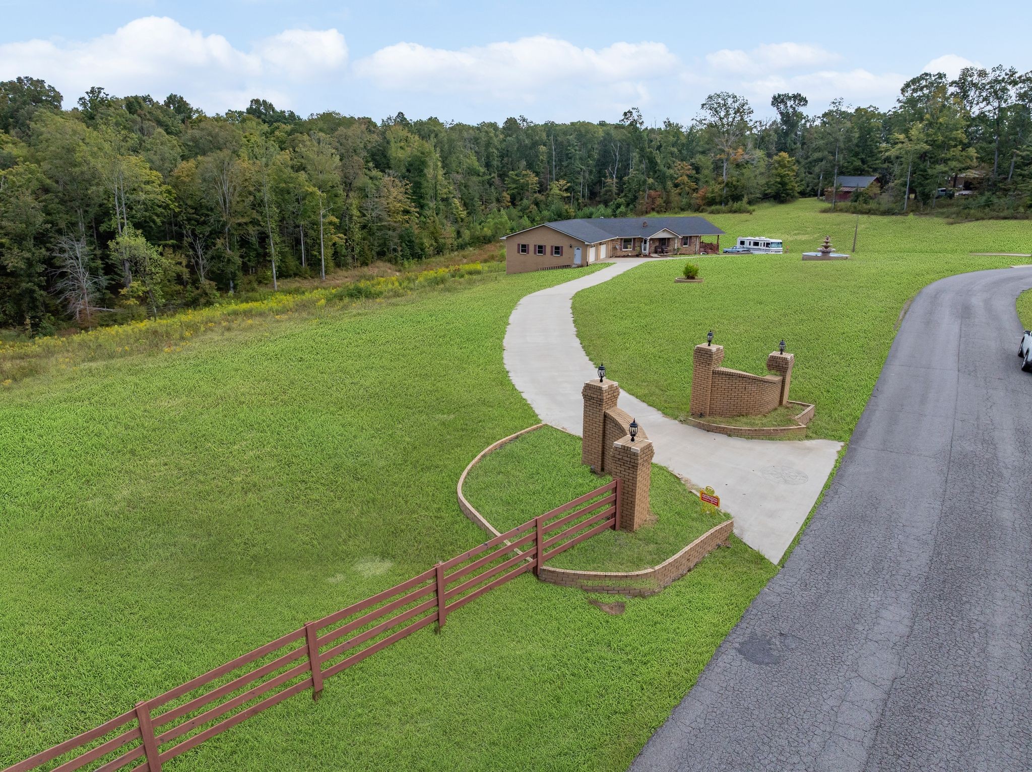 298 Langford Road Waverly, TN 37185 - Photo 44 of 53 an aerial view of a house