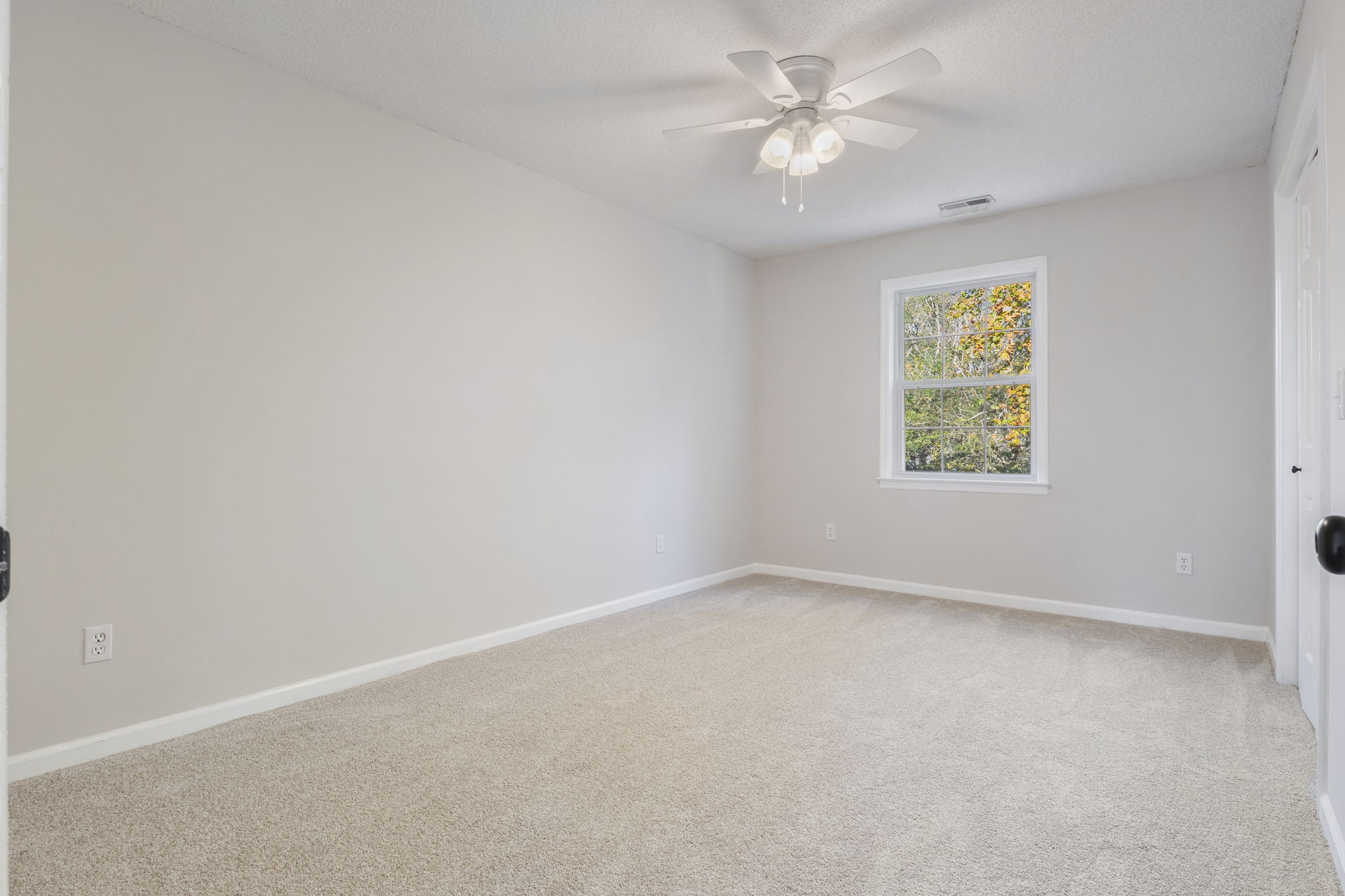 100 Rose Way Tullahoma, TN 37388 - Photo 27 of 44