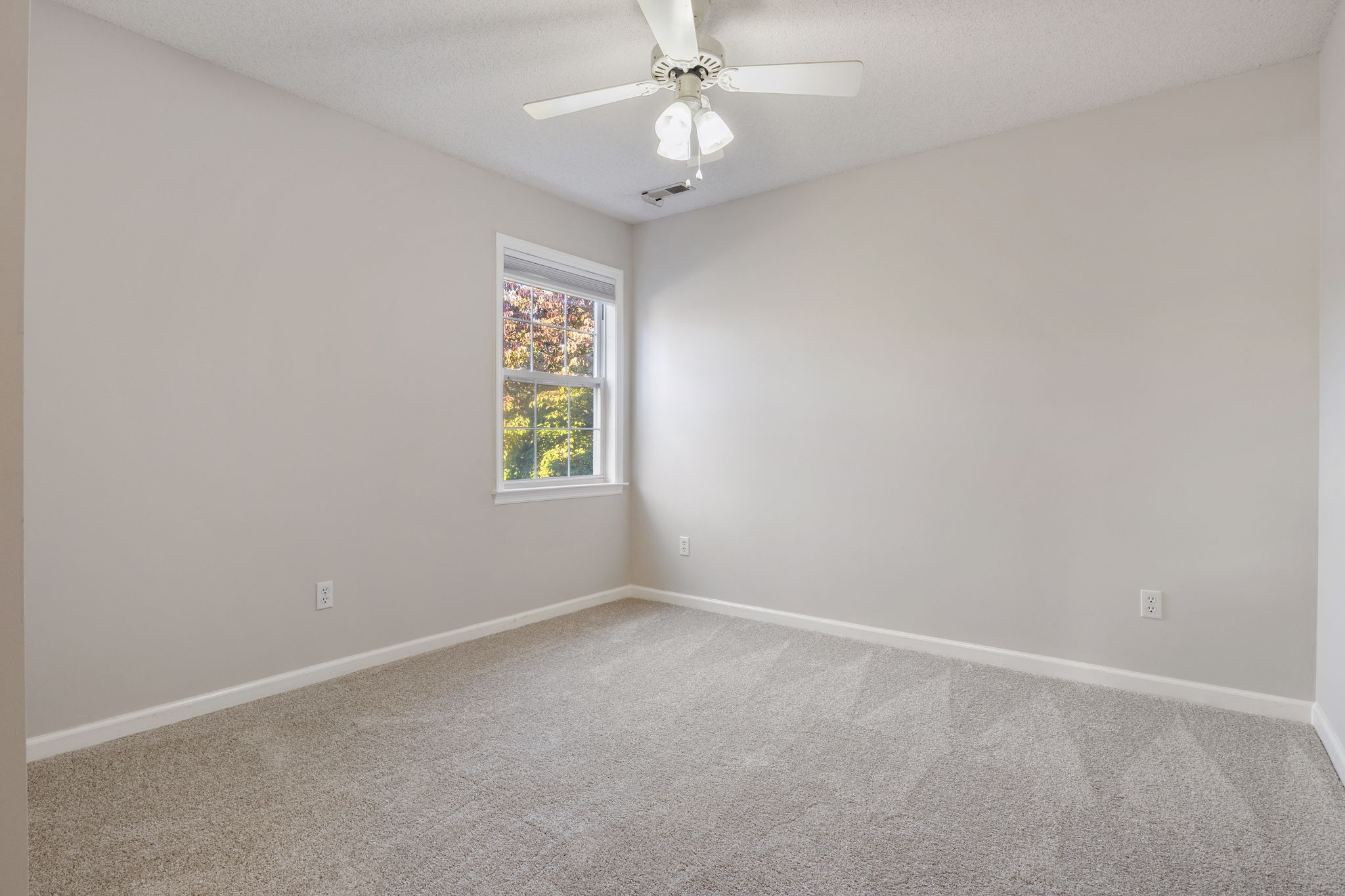 100 Rose Way Tullahoma, TN 37388 - Photo 29 of 44