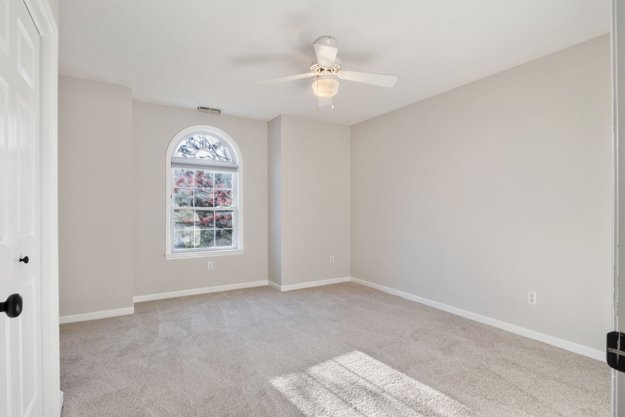 100 Rose Way Tullahoma, TN 37388 - Photo 32 of 44