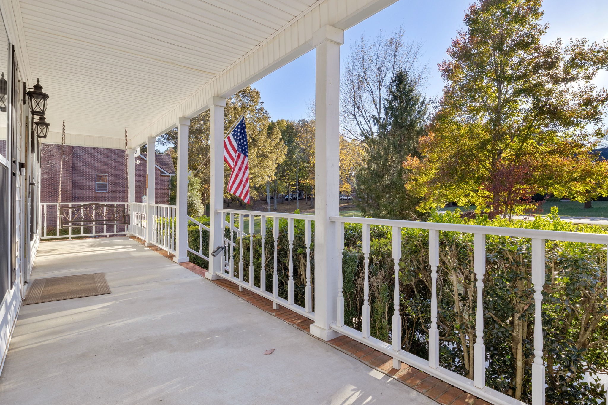 100 Rose Way Tullahoma, TN 37388 - Photo 4 of 44