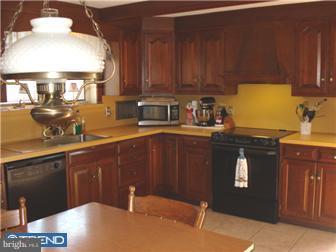 246 East Reliance Road Souderton, PA 18964 - Photo 4 of 12 Kitchen