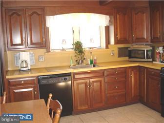 246 East Reliance Road Souderton, PA 18964 - Photo 5 of 12 Kitchen