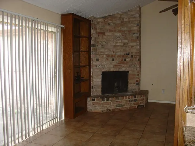 $1,900 | 9026 Petersham Drive, Houston, TX 77031