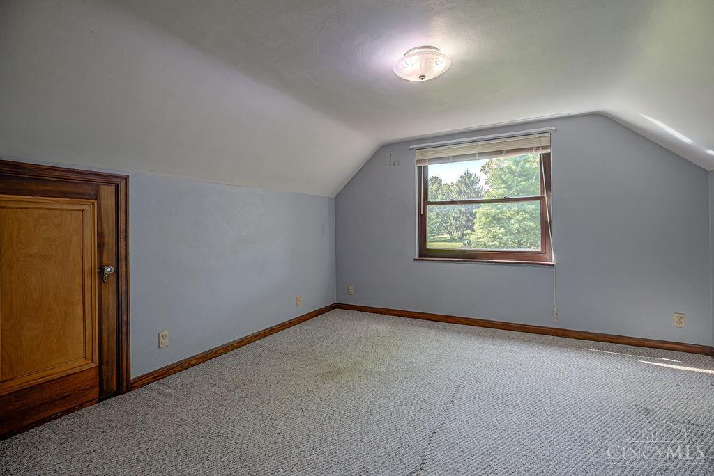 10547 Pottinger Road Cincinnati, OH 45251 - Photo 20 of 34 Gallery Image 20