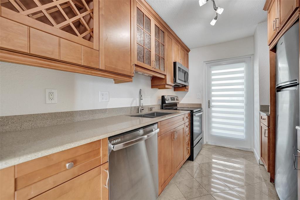 710 North Ocean Boulevard, Unit 910 Pompano Beach, FL 33062 - Photo 12 of 55