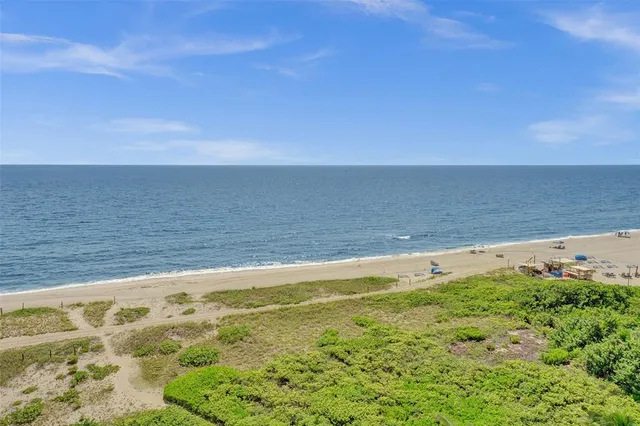 $550,000 | 710 North Ocean Boulevard, Unit 910, Pompano Beach, FL 33062