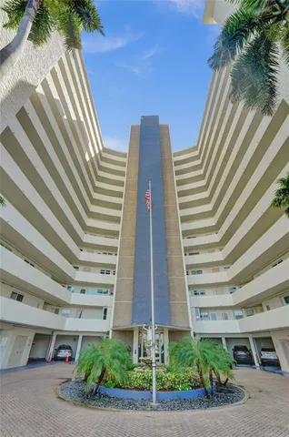 $550,000 | 710 North Ocean Boulevard, Unit 910, Pompano Beach, FL 33062