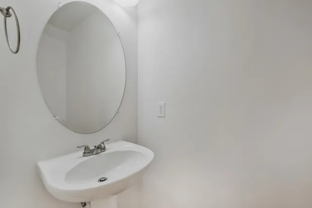 $2,050 | 1234 Riverbrook Drive, Hermitage, TN 37076