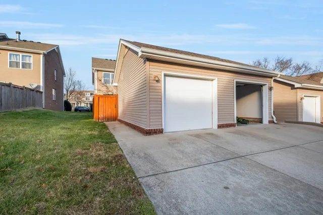 $2,050 | 1234 Riverbrook Drive, Hermitage, TN 37076