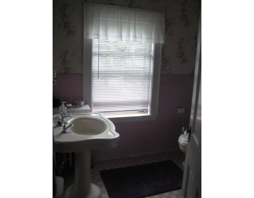 25 Robbins Road Watertown, MA 02472 - Photo 17 of 25 Gallery Image 17