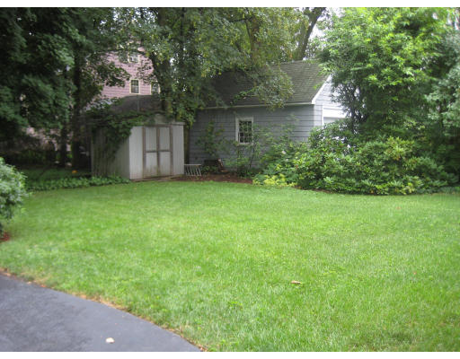25 Robbins Road Watertown, MA 02472 - Photo 3 of 25 Gallery Image 3