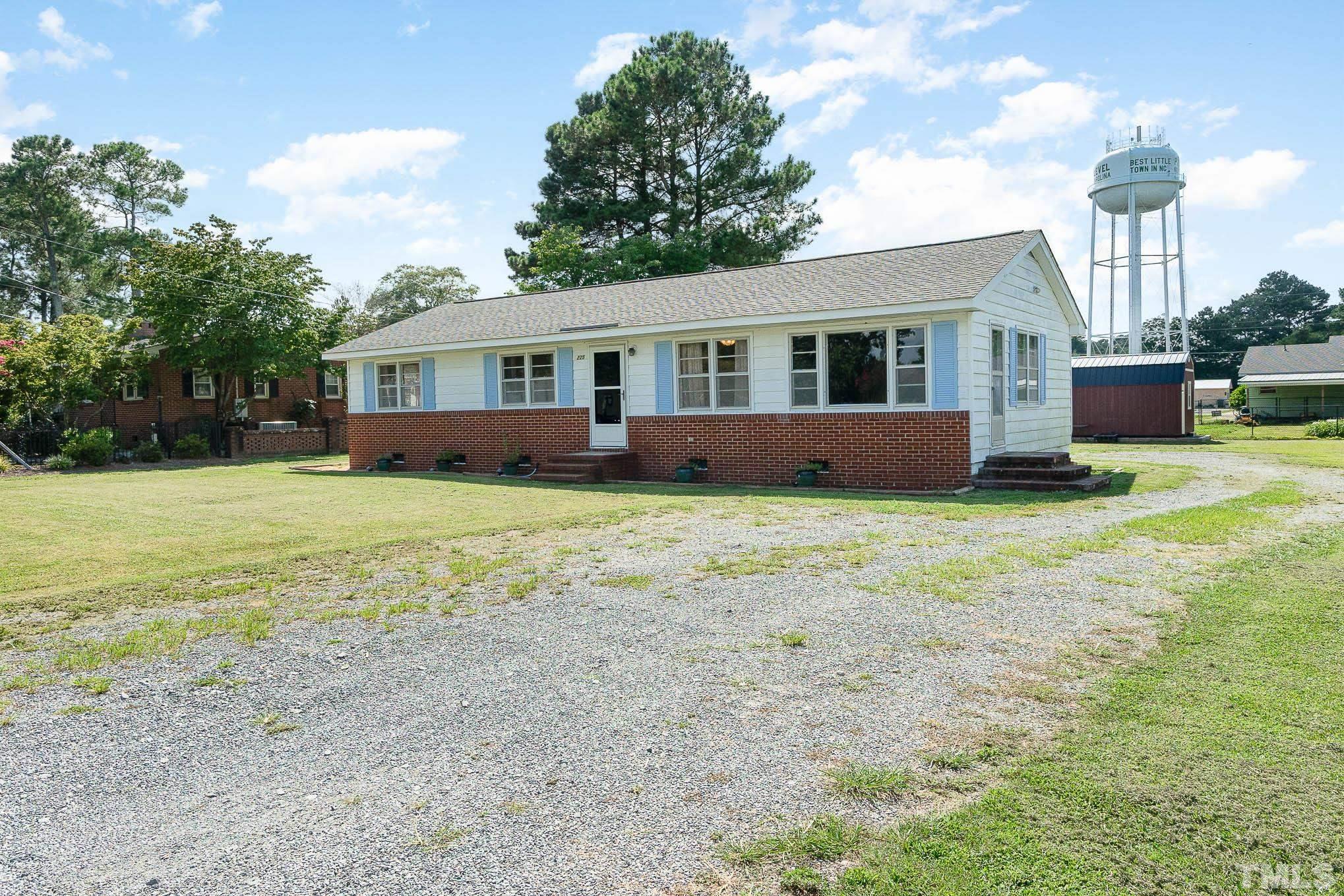 225 Davis Mill Road Selma, NC 27576 - Photo 2 of 21 Gallery Image 2