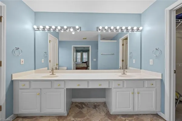 $325,000 | 3310 Cherrybrook Drive, Jamestown, NC 27282