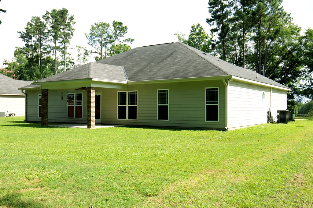 462 Oswichee Road Seale, AL 36875 - Photo 4 of 9 Gallery Image 4