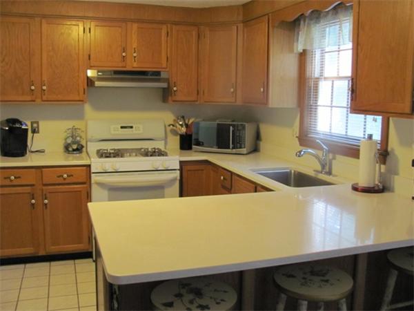 13 Vermont Road Tyngsborough, MA 01879 - Photo 3 of 28 Gallery Image 3