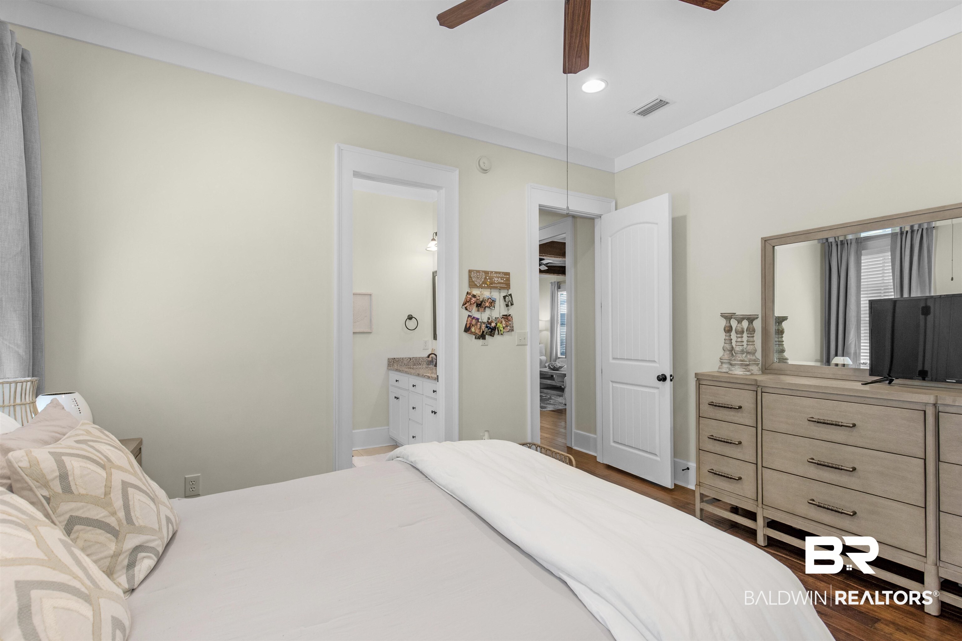 25773 Canal Road, Unit 5 Orange Beach, AL 36561 - Photo 14 of 43 Gallery Image 14