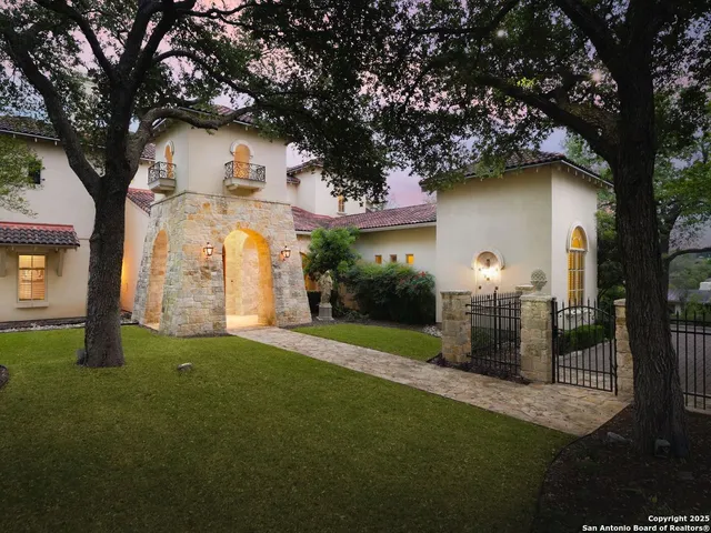 $2,850,000 | 810 Garraty Hill, San Antonio, TX 78209