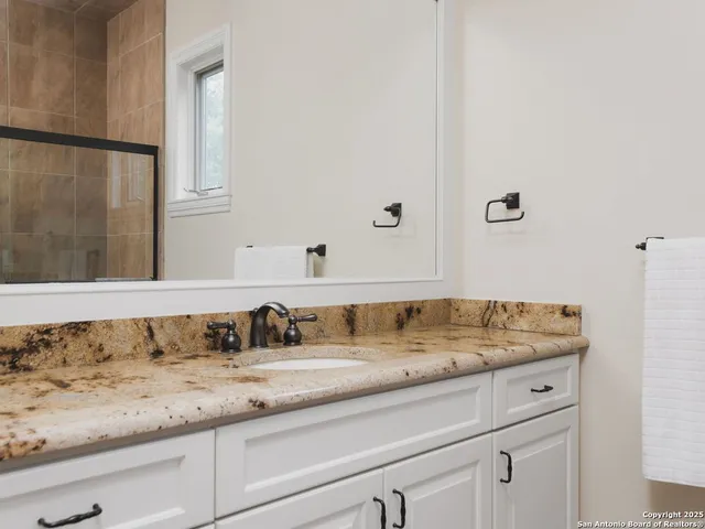 $2,850,000 | 810 Garraty Hill, San Antonio, TX 78209