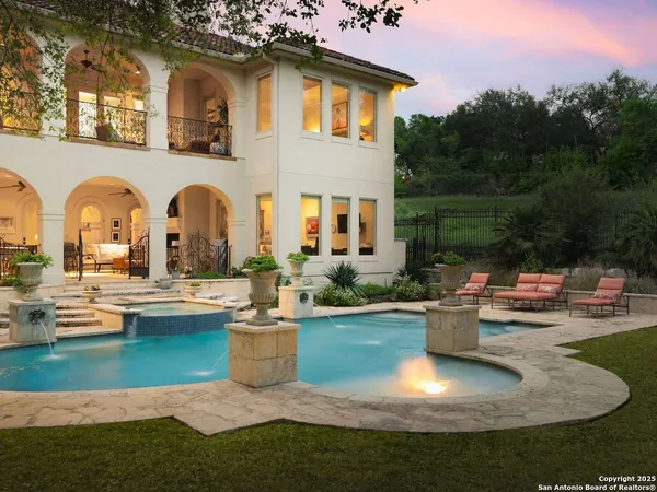 $2,850,000 | 810 Garraty Hill, Terrell Hills, TX 78209