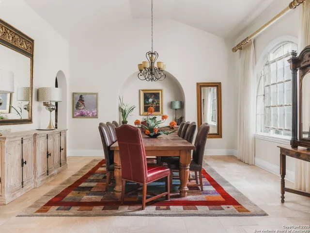 $2,850,000 | 810 Garraty Hill, San Antonio, TX 78209