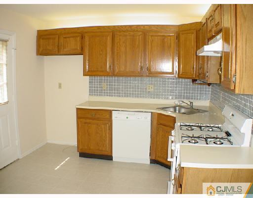 28 Rice East Brunswick, NJ 08816 - Photo 5 of 8 Gallery Image 5