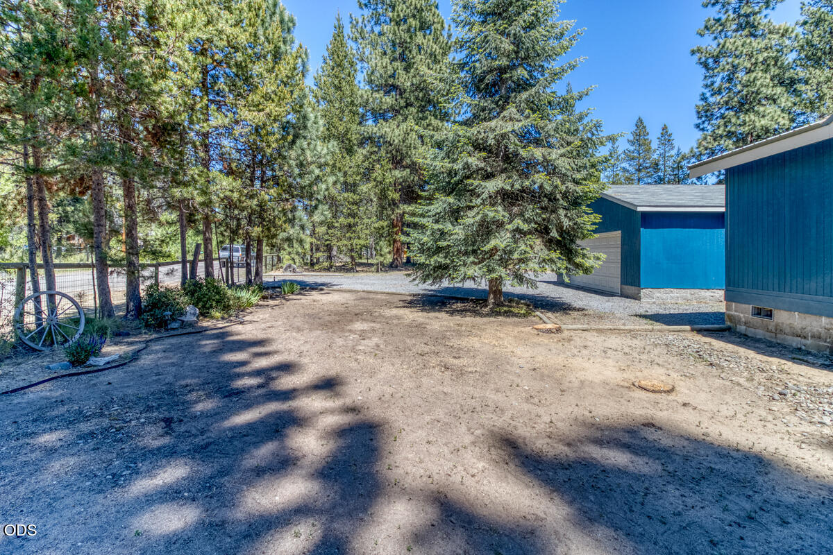 51599 Ash Road La Pine, OR 97739 - Photo 24 of 28