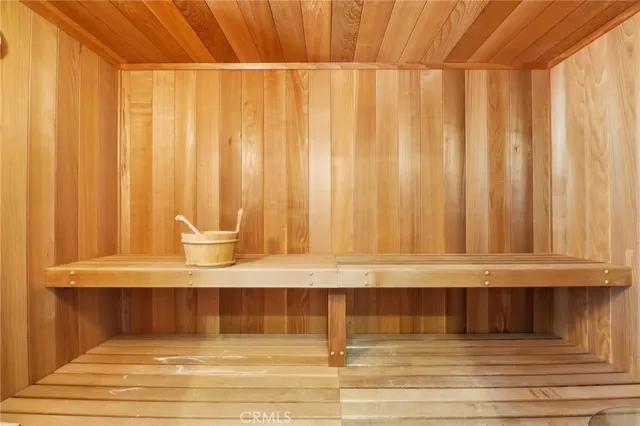 a view of entryway with a front door