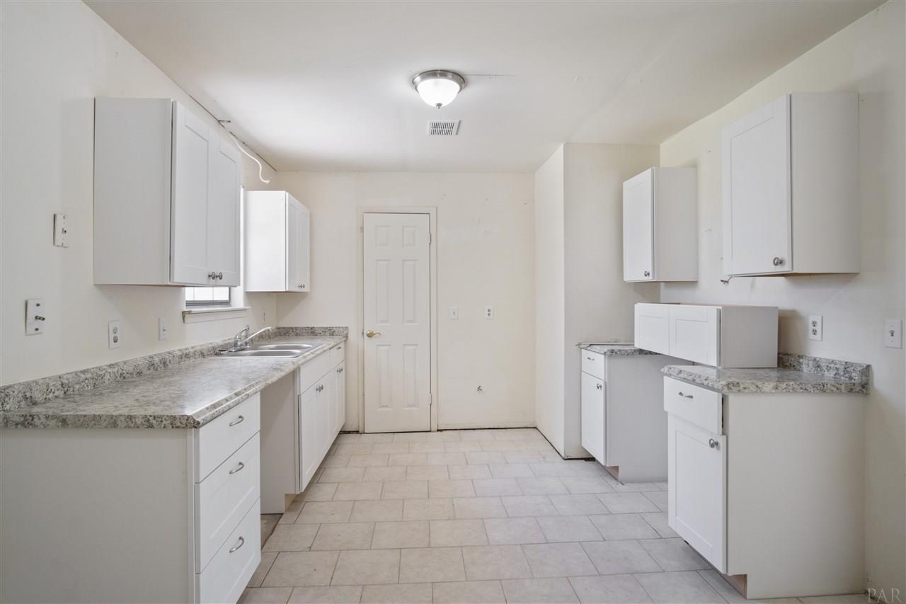 6940 Mertis Way Milton, FL 32583 - Photo 13 of 20