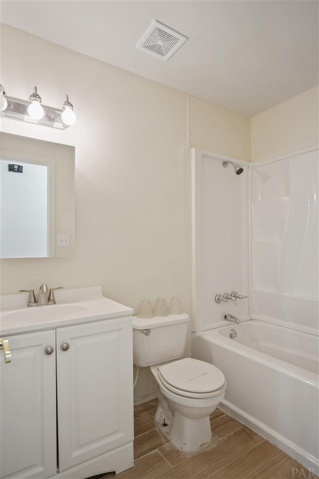 6940 Mertis Way Milton, FL 32583 - Photo 9 of 20