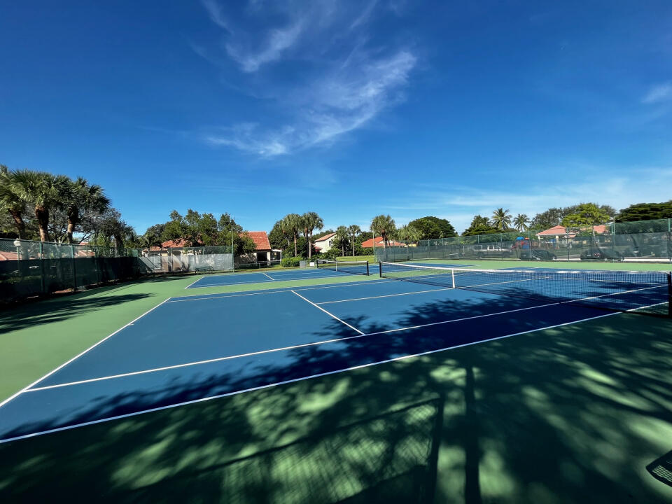 1039 Via Jardin Riviera Beach, FL 33418 - Photo 23 of 23 22