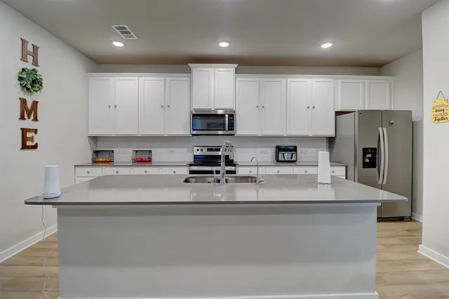 $2,500 | 216 Territory Trail, Fort Worth, TX 76120