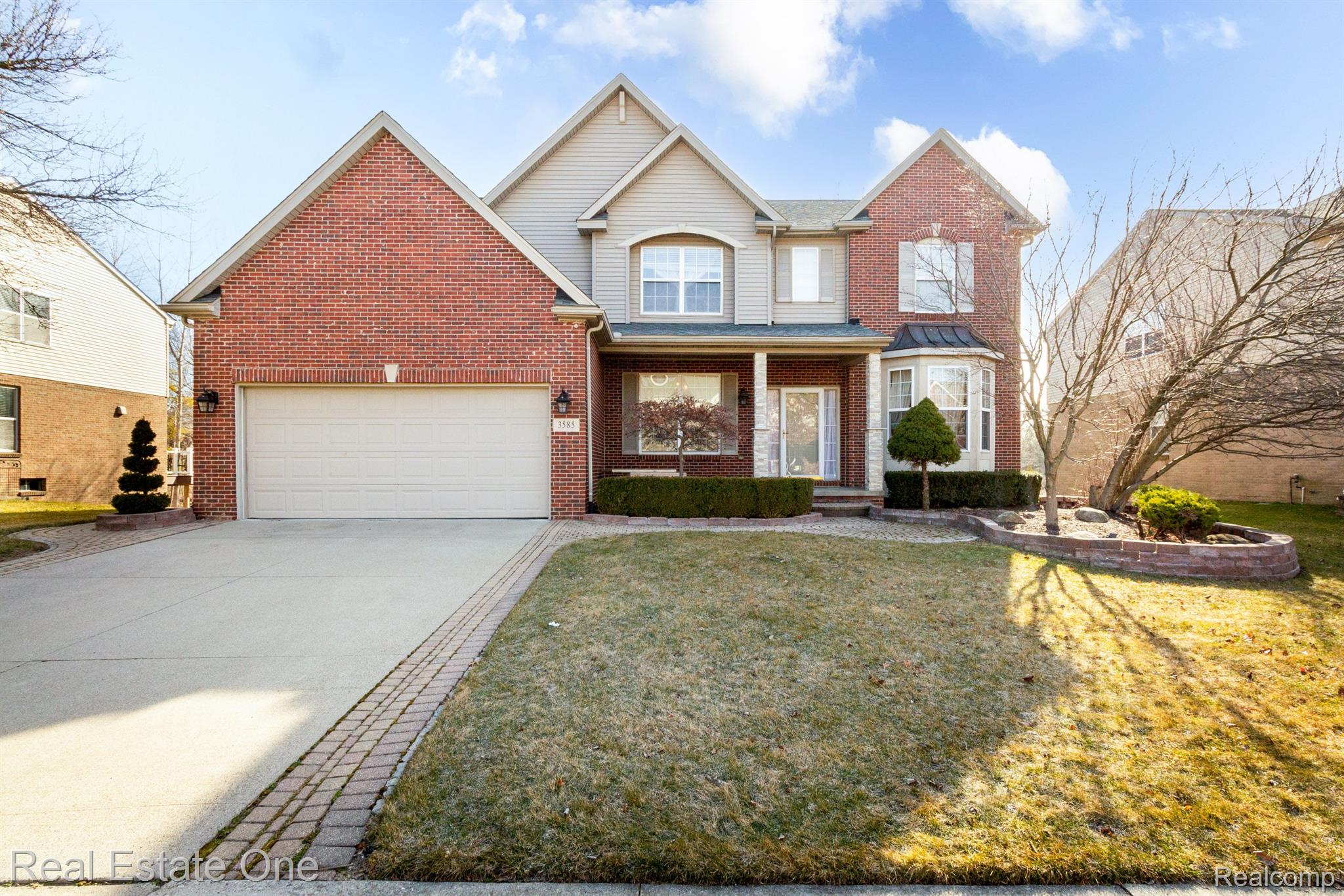 3585 Everett Drive Rochester, MI 48307 - Photo 1 of 75 Gallery Image 1