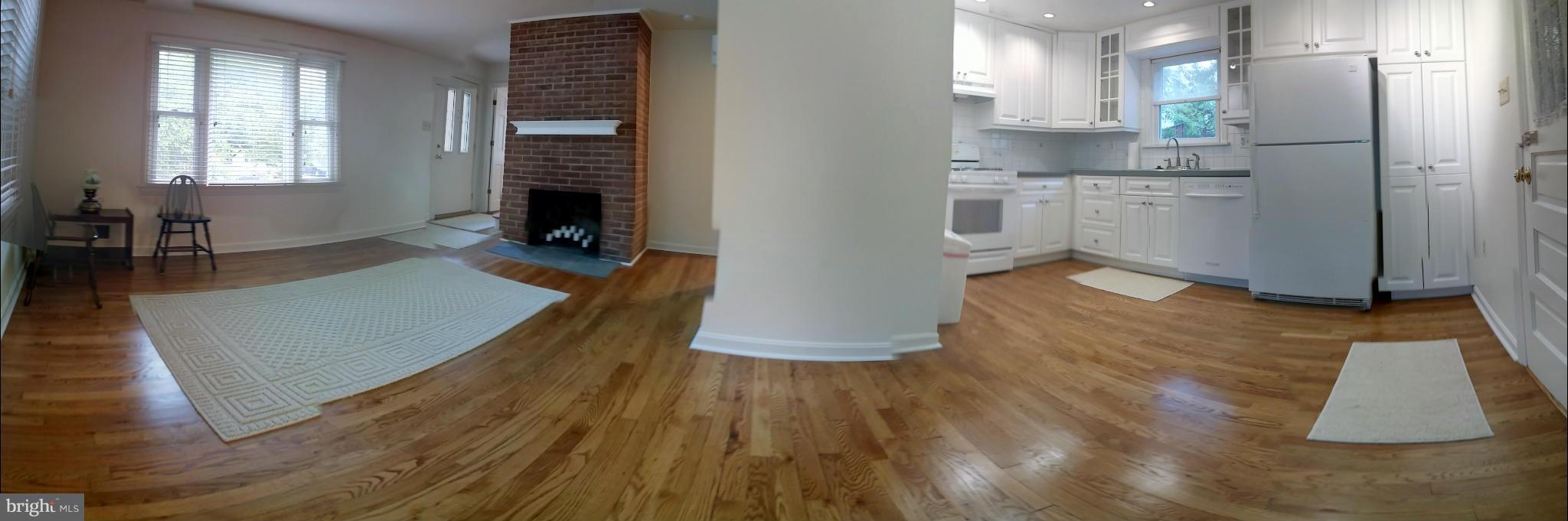 112 Calvert Road Rockville, MD 20850 - Photo 5 of 13 Living Room