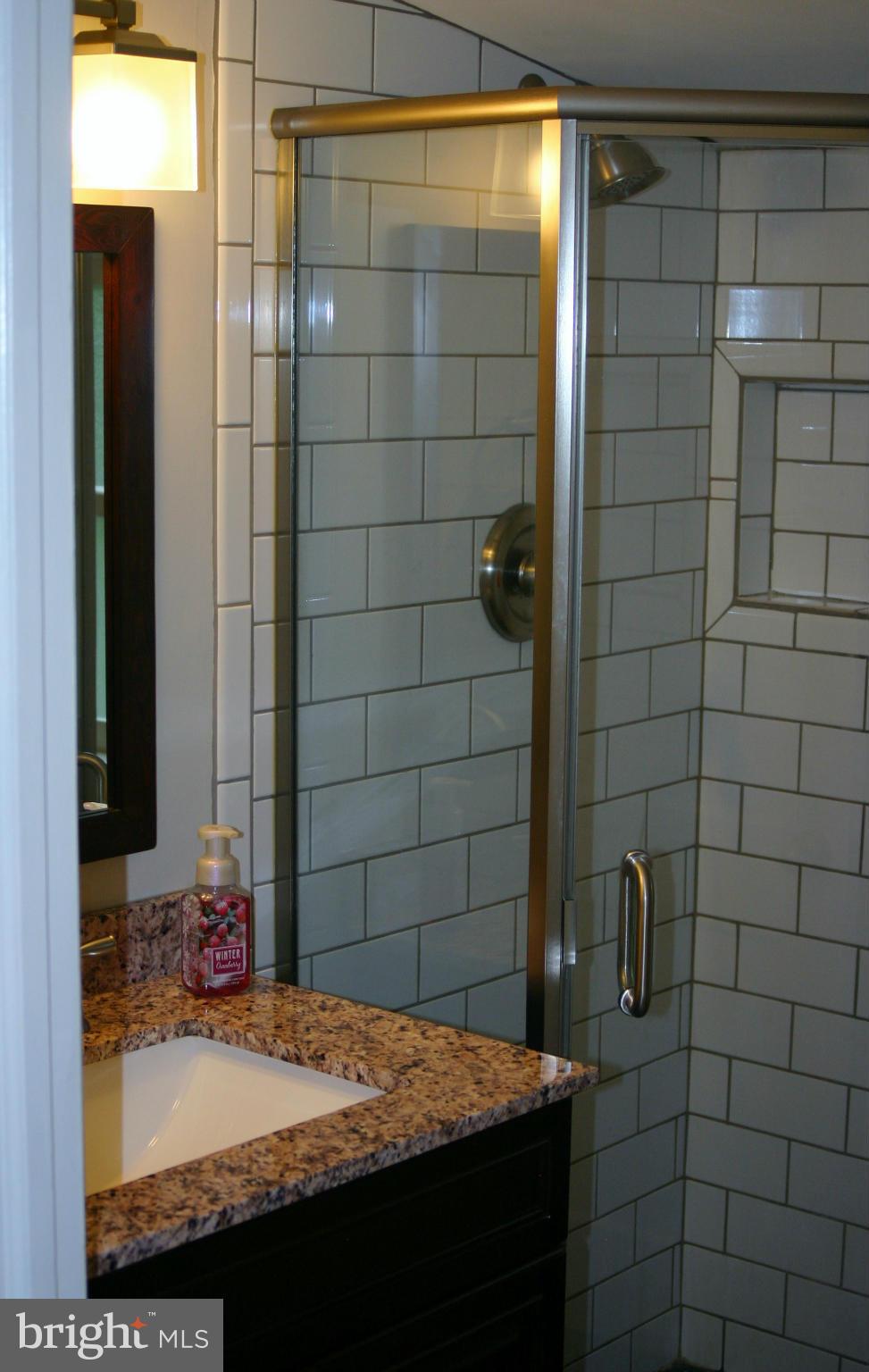 112 Calvert Road Rockville, MD 20850 - Photo 10 of 13 Bath