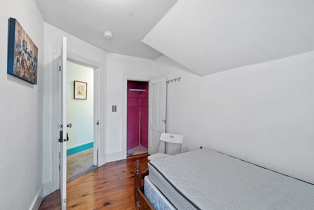 31 Coral Street Worcester, MA 01604 - Photo 13 of 21