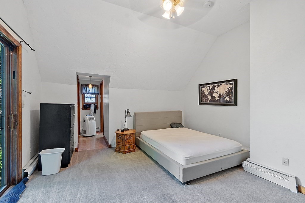 31 Coral Street Worcester, MA 01604 - Photo 18 of 21