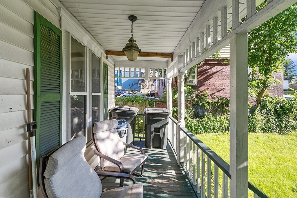 31 Coral Street Worcester, MA 01604 - Photo 2 of 21