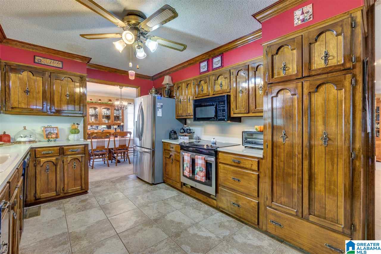 697 County Road 428 Clanton, AL 35045 - Photo 15 of 50