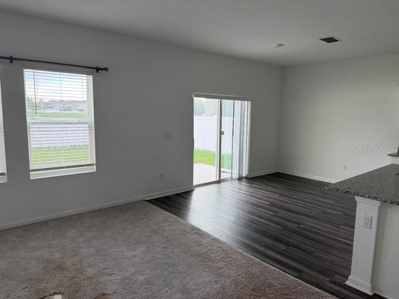 968 Kelly Fern Loop Ruskin, FL 33570 - Photo 2 of 13 Gallery Image 2