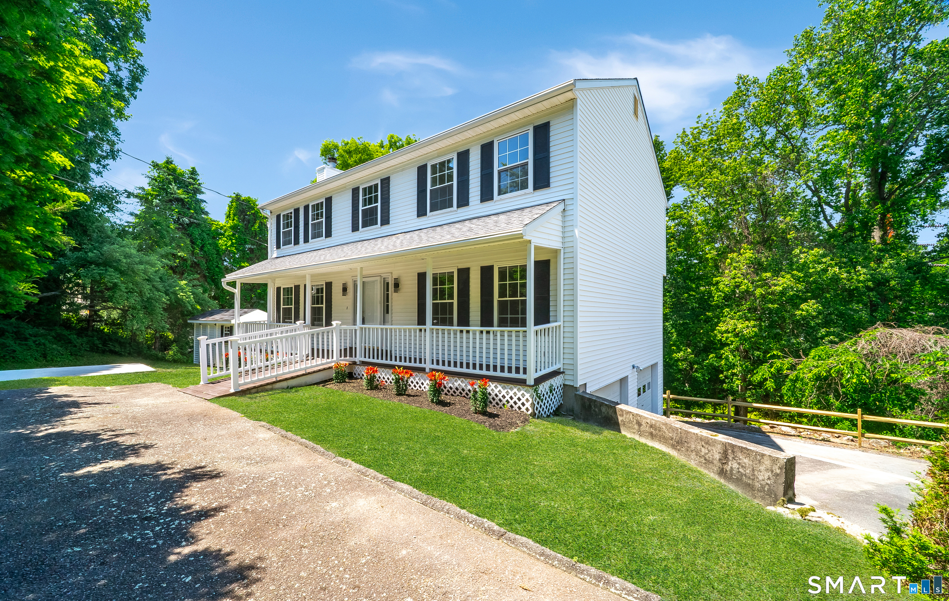 1425 James Farm Road Stratford, CT 06614 - Photo 1 of 40